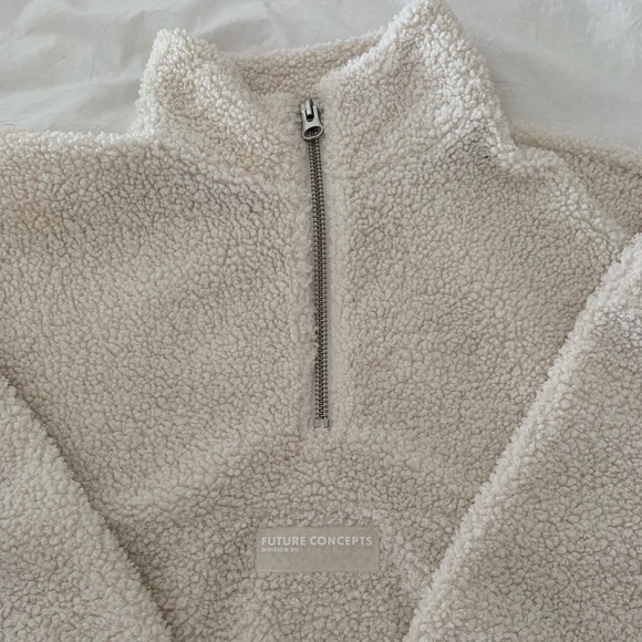Oversized Sherpa 1/4 zip - Picture 2 of 3